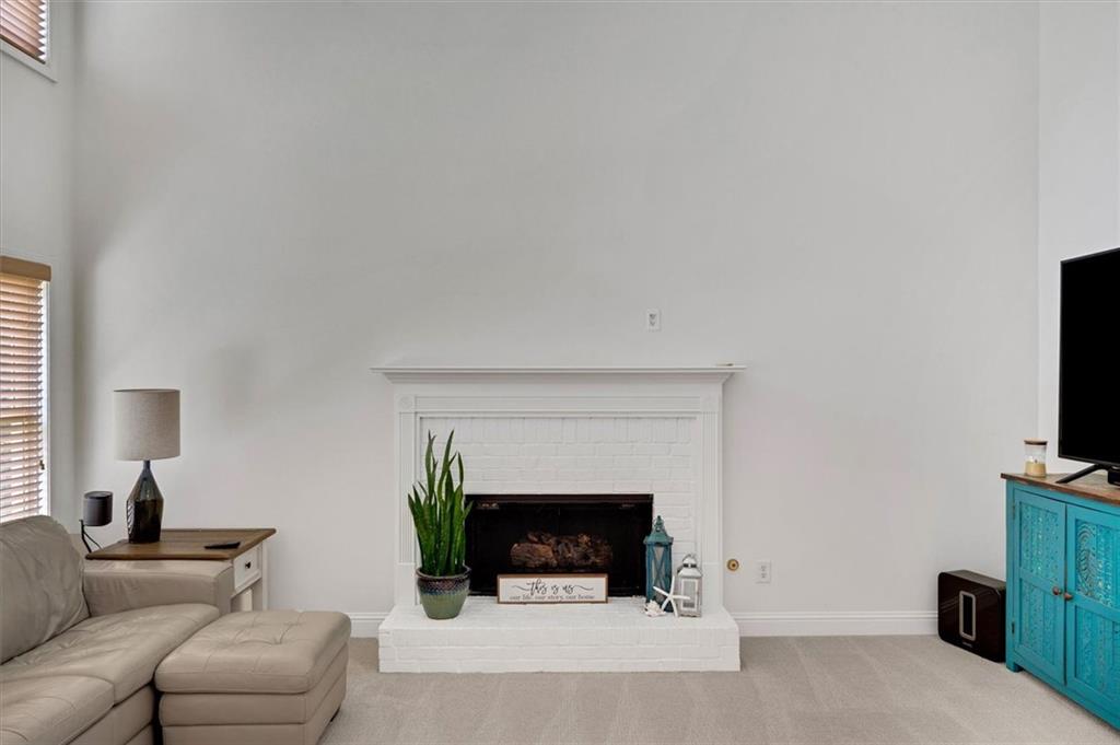 4715 McIntosh Drive Drive