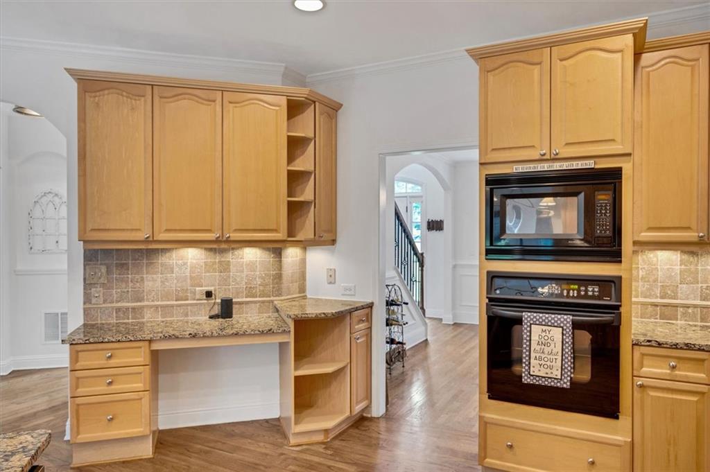 4715 McIntosh Drive Drive