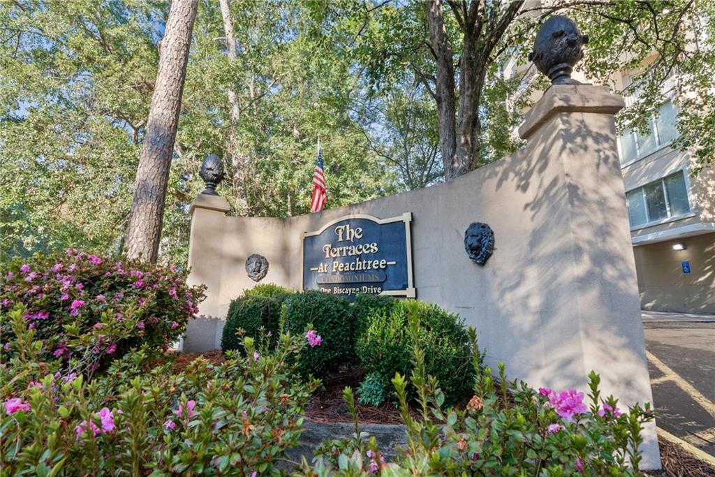 1 Biscayne Drive NW Unit 704