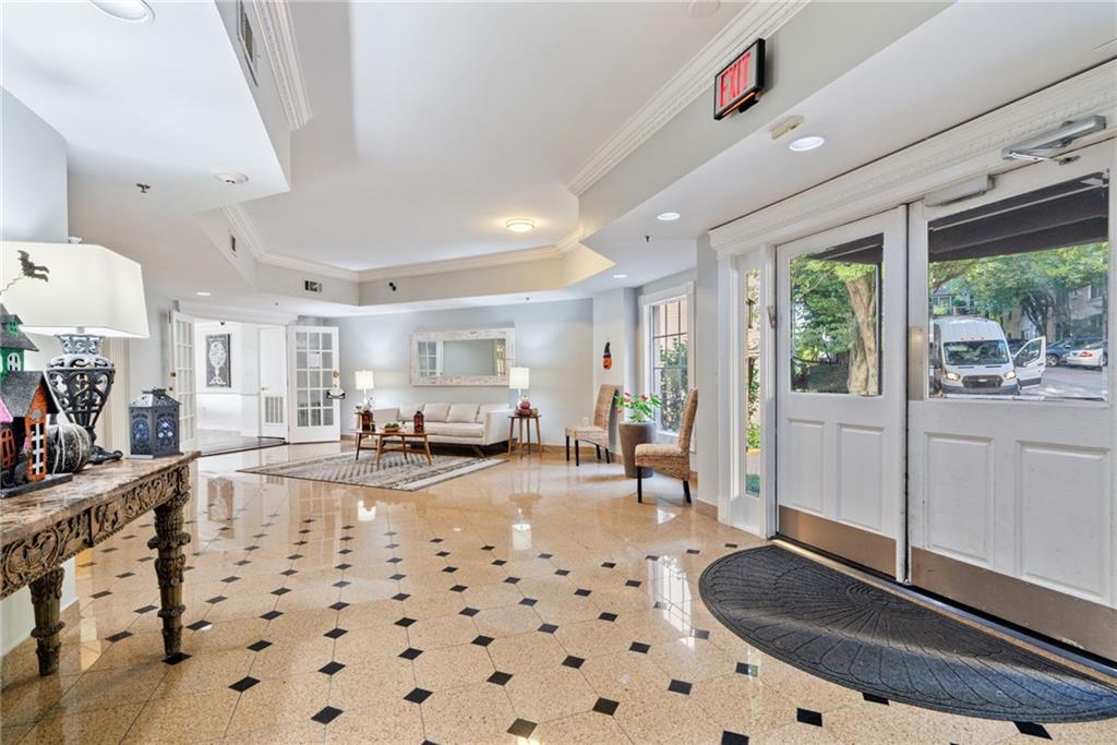 1 Biscayne Drive NW Unit 704