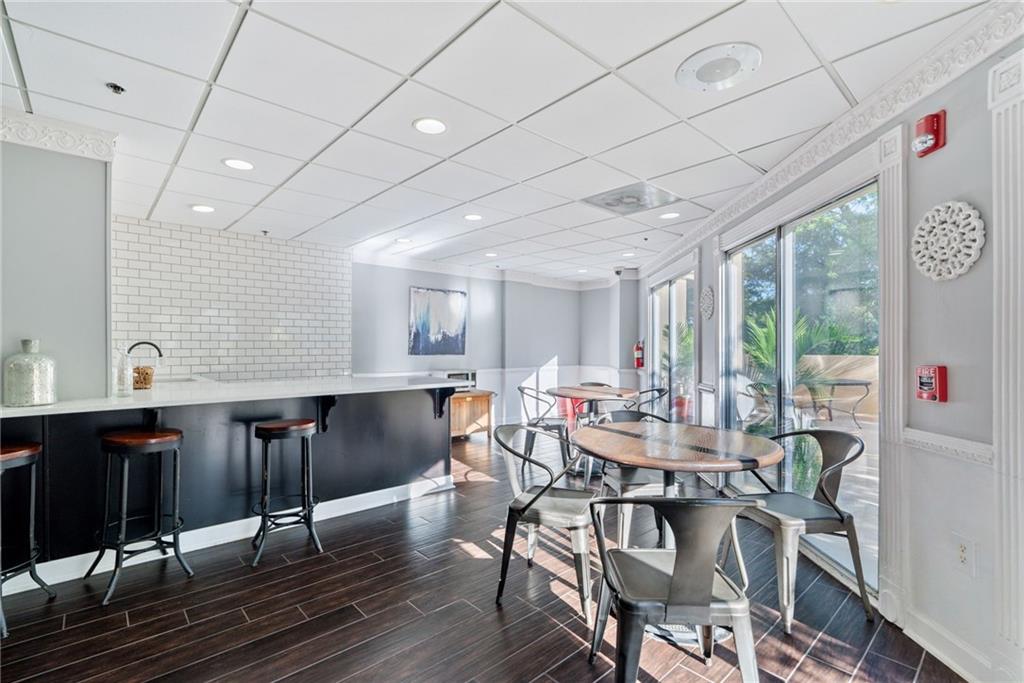1 Biscayne Drive NW Unit 704