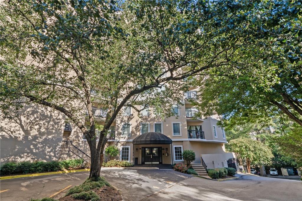 1 Biscayne Drive NW Unit 704
