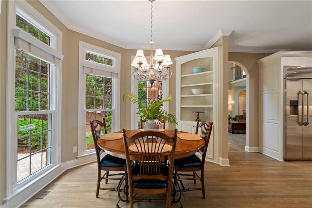 2175 Lake Shore Landing