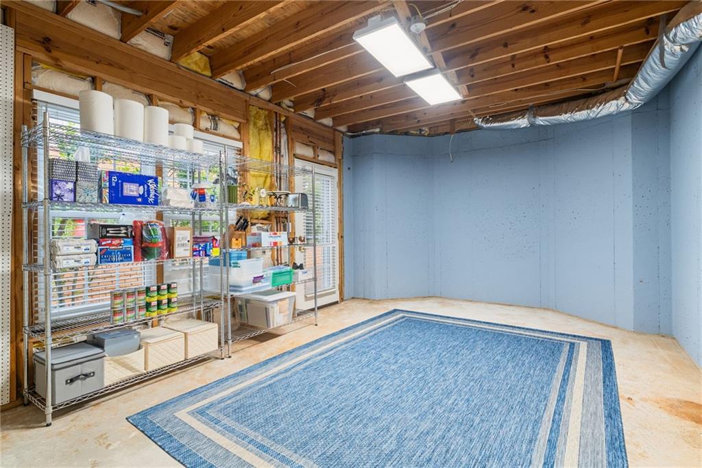 2175 Lake Shore Landing