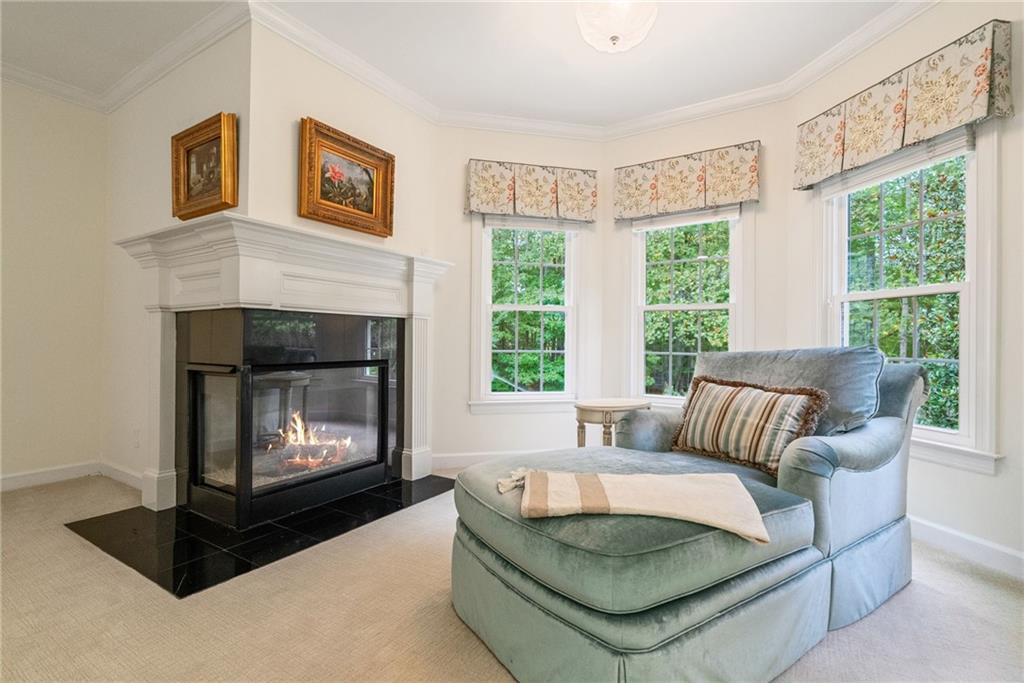 2175 Lake Shore Landing