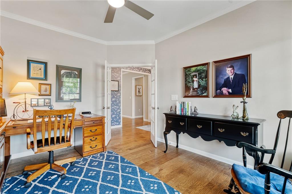 101 Woodford Lane