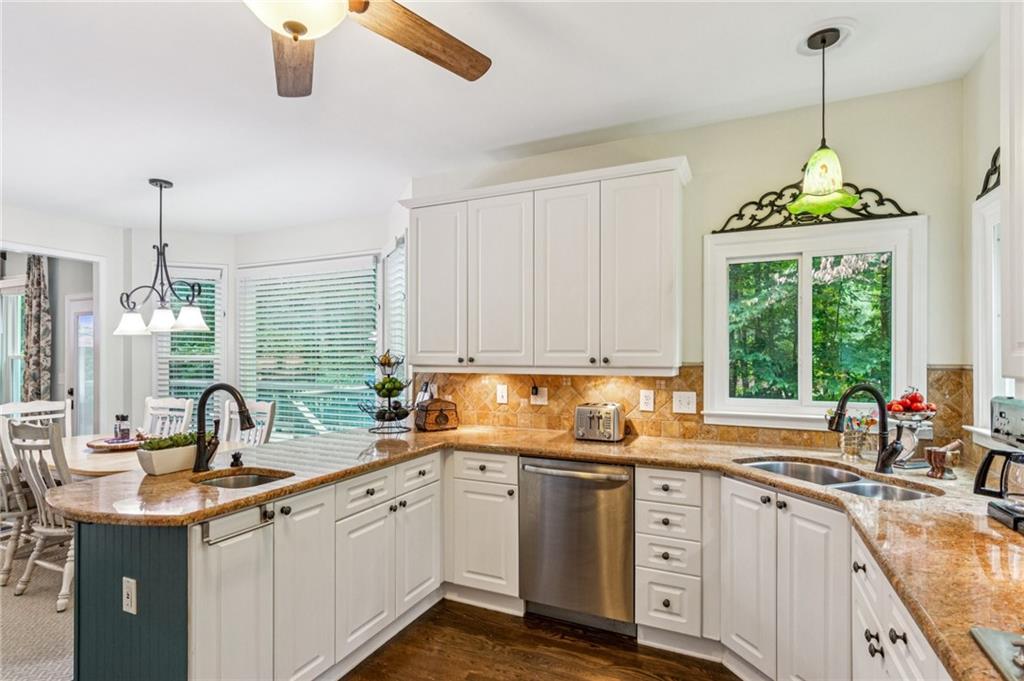 578 Amberton Crossing