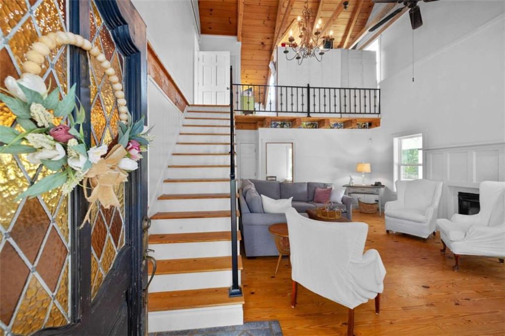 369 Dyer Farm Road