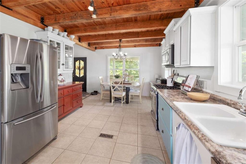 369 Dyer Farm Road