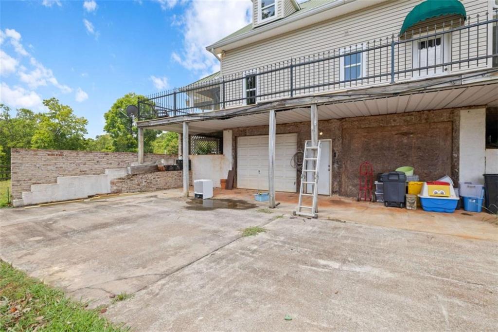 369 Dyer Farm Road