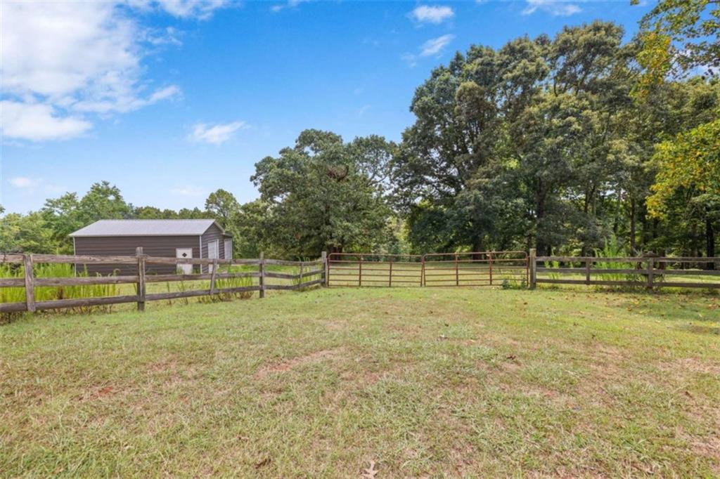 369 Dyer Farm Road
