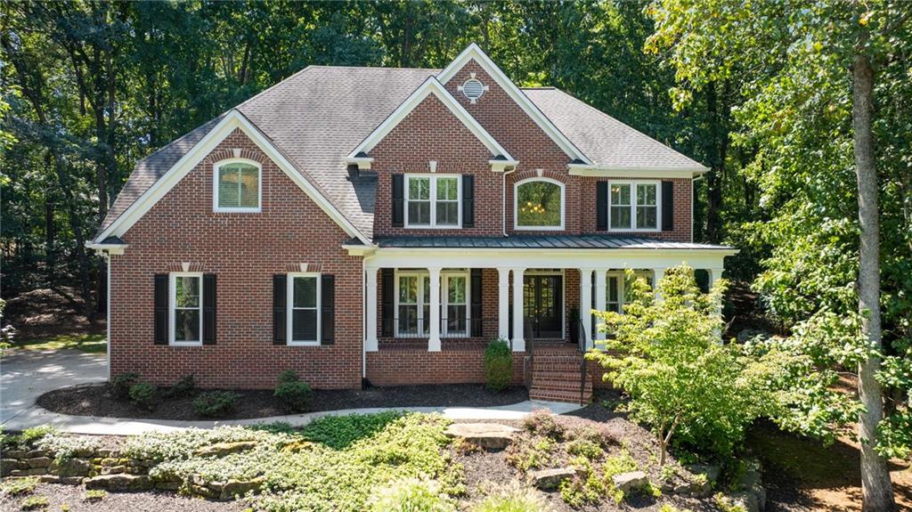 1045 River Point