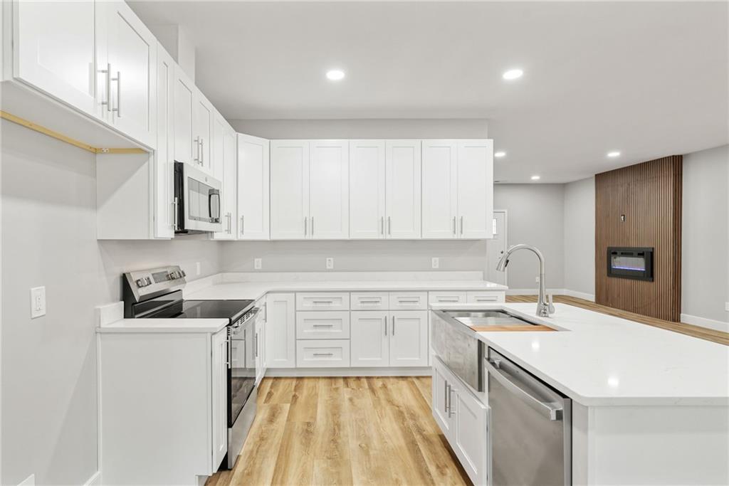73 Valley Trail SE