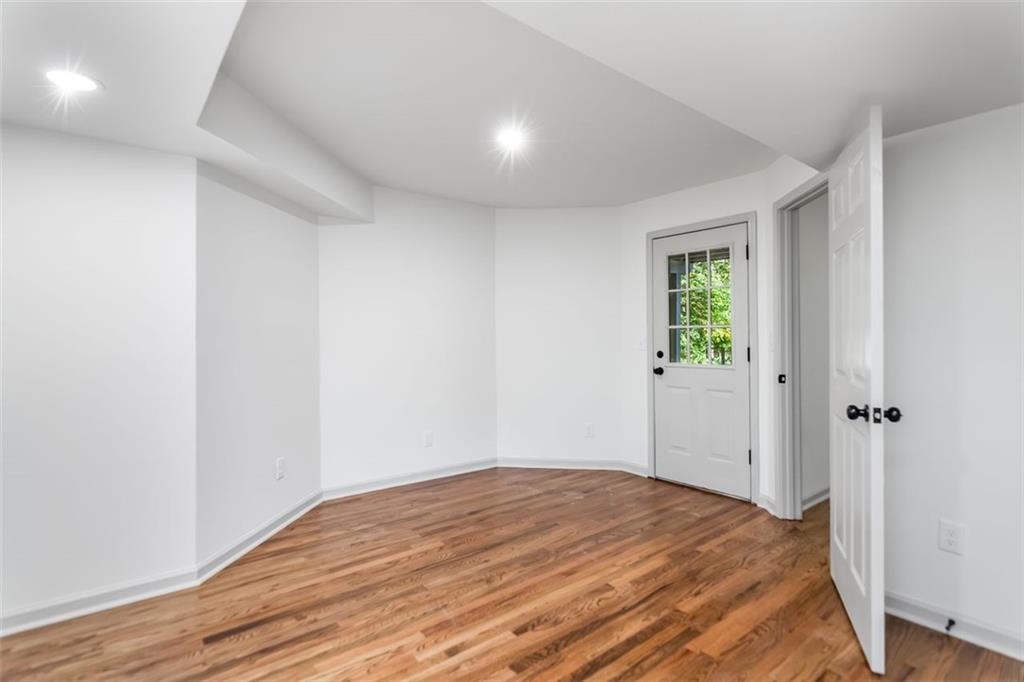 5860 Olde Atlanta Parkway