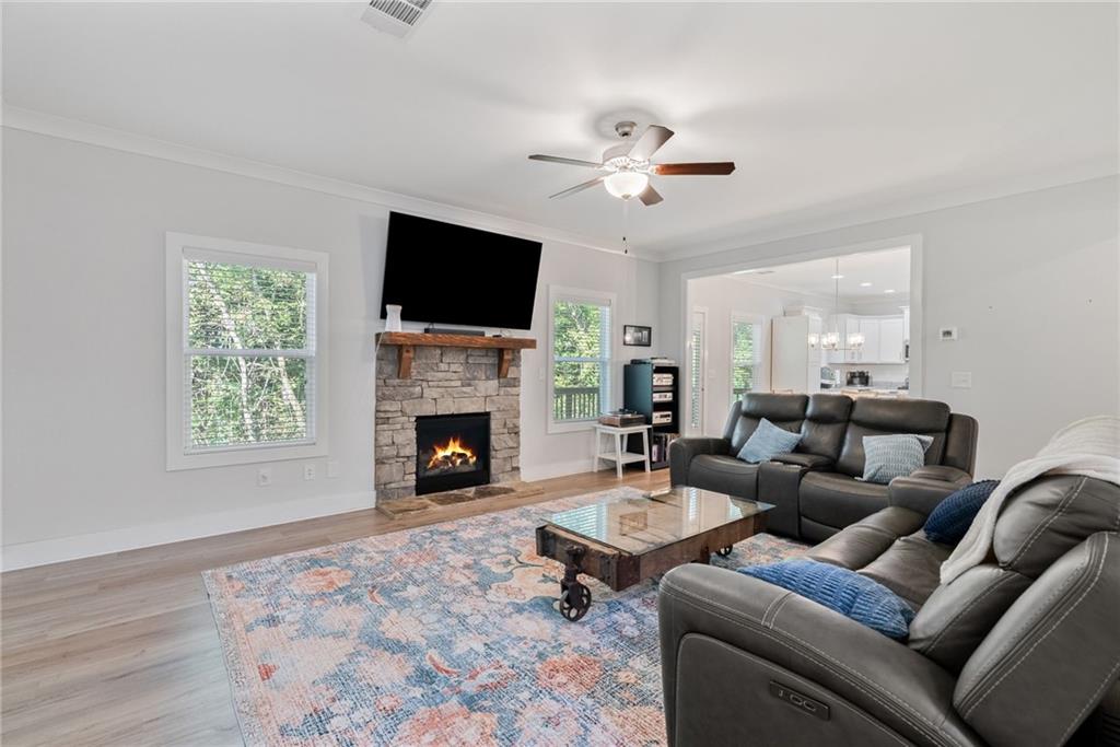 4413 Westside Drive
