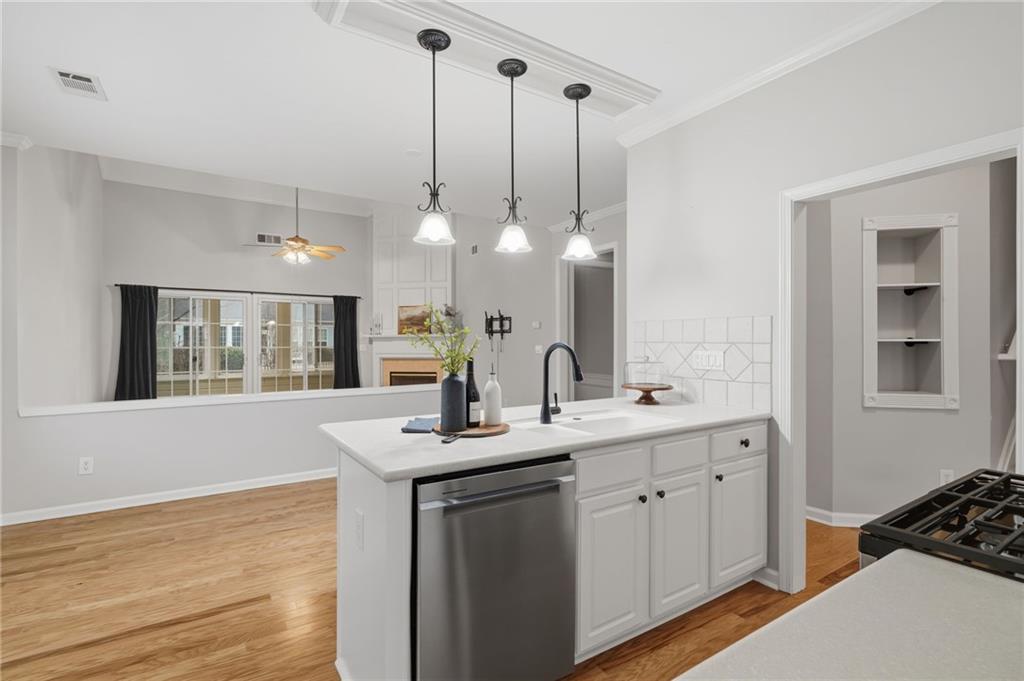 3916 Deerborne Drive