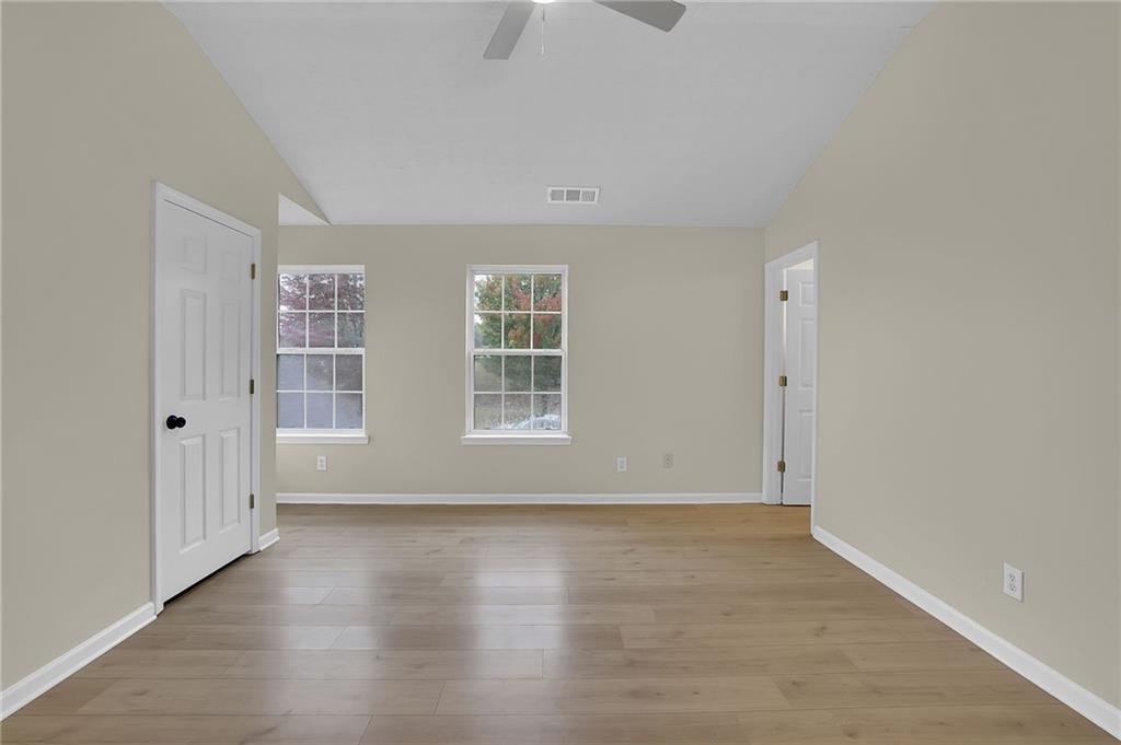 5332 Paramount View Way