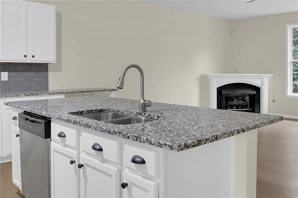 5332 Paramount View Way