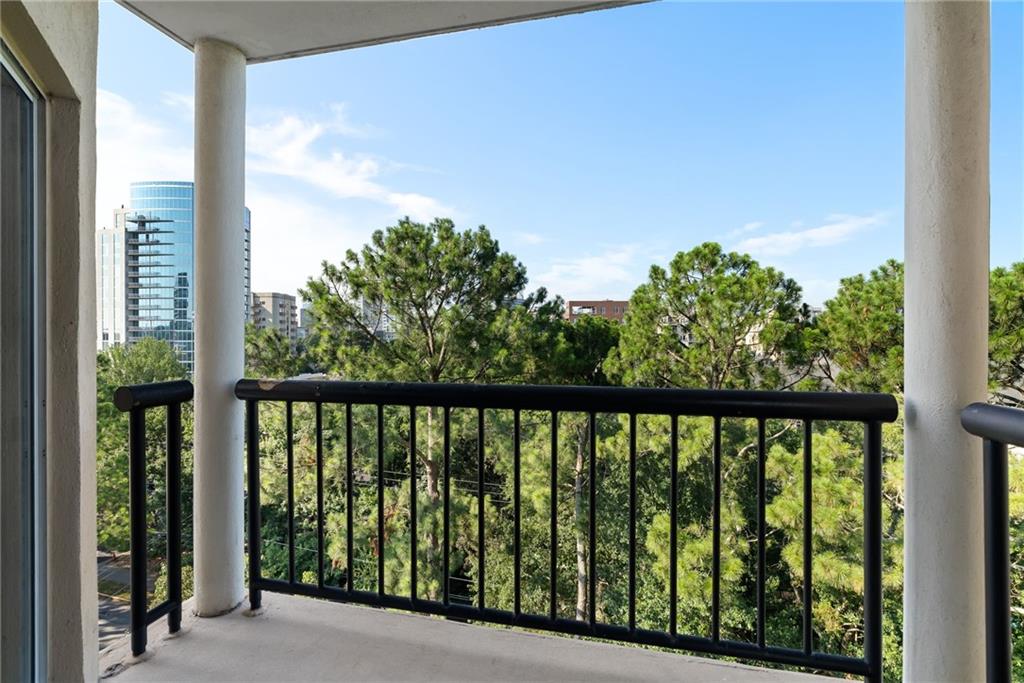 1 Biscayne Drive NW Unit 704
