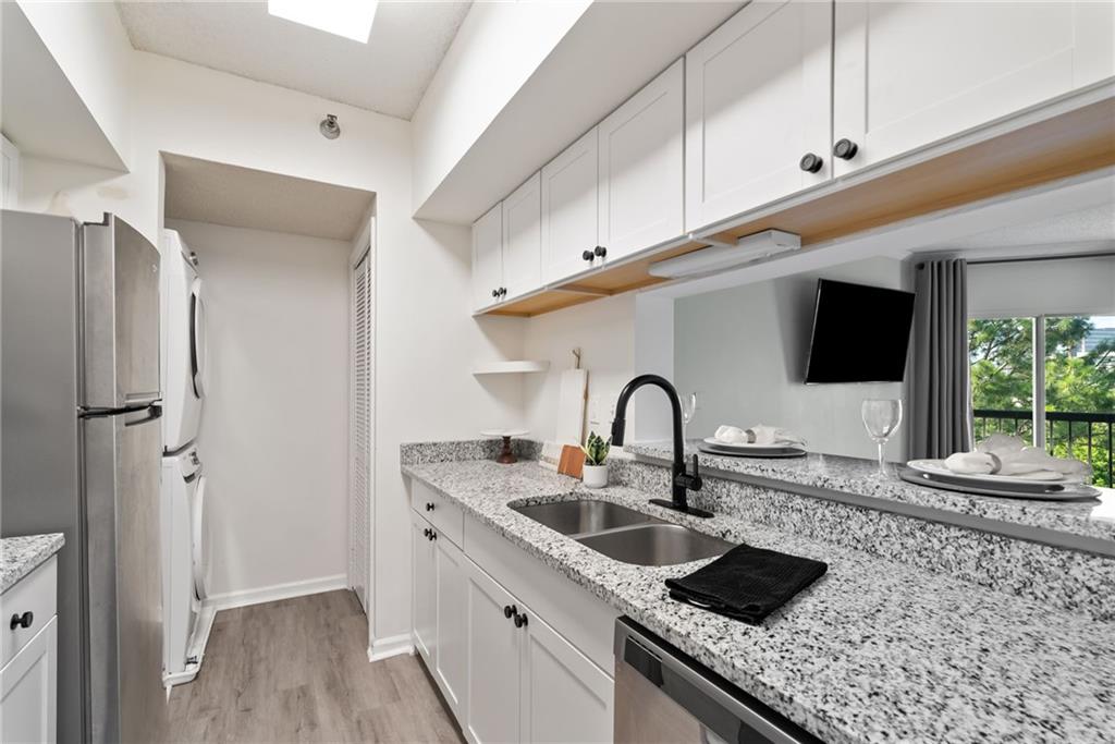 1 Biscayne Drive NW Unit 704