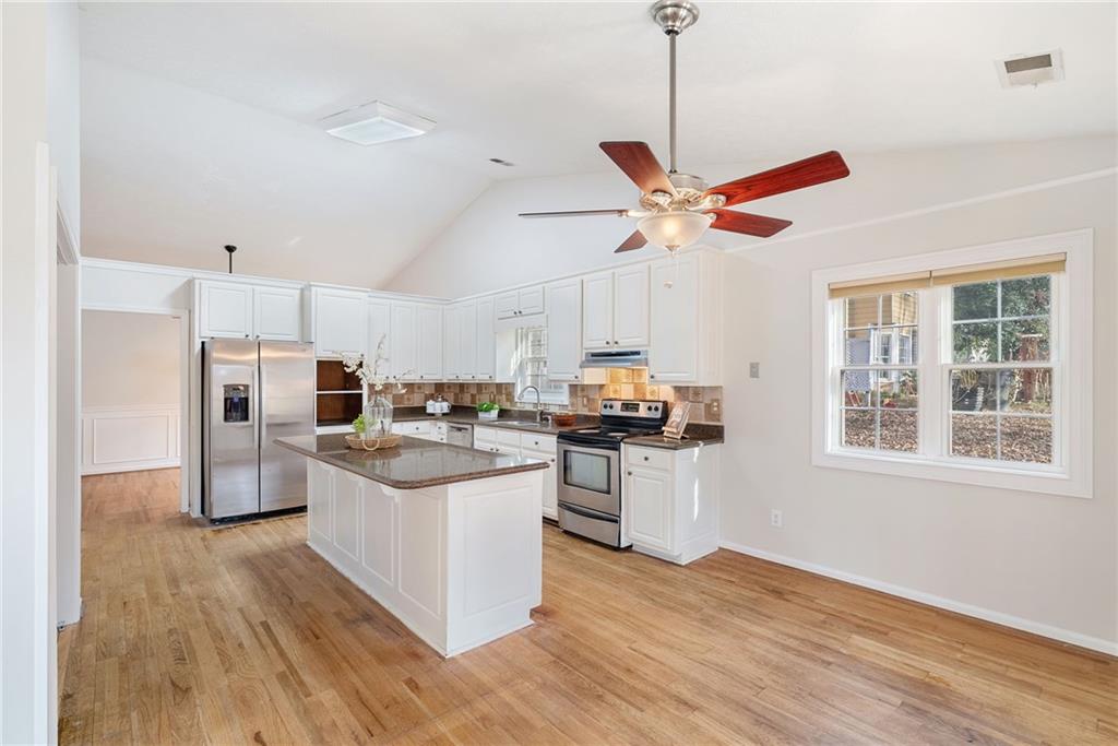 2370 Cape Courage Way