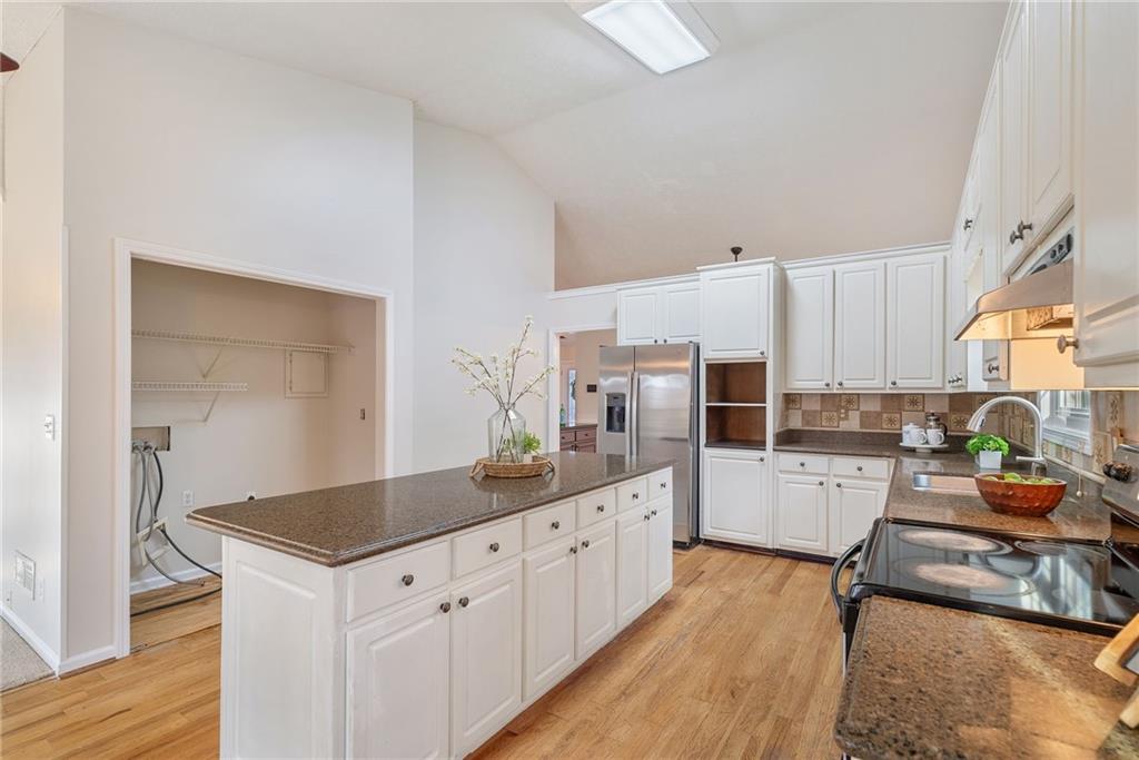 2370 Cape Courage Way