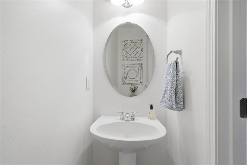 2335 BLACKSTOCK Drive