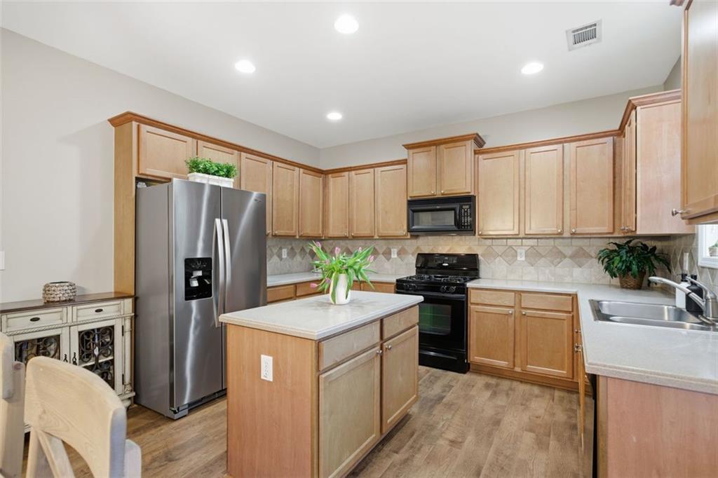 2335 BLACKSTOCK Drive