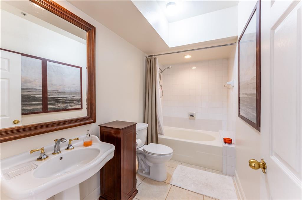 3777 Peachtree Road NE Unit 512