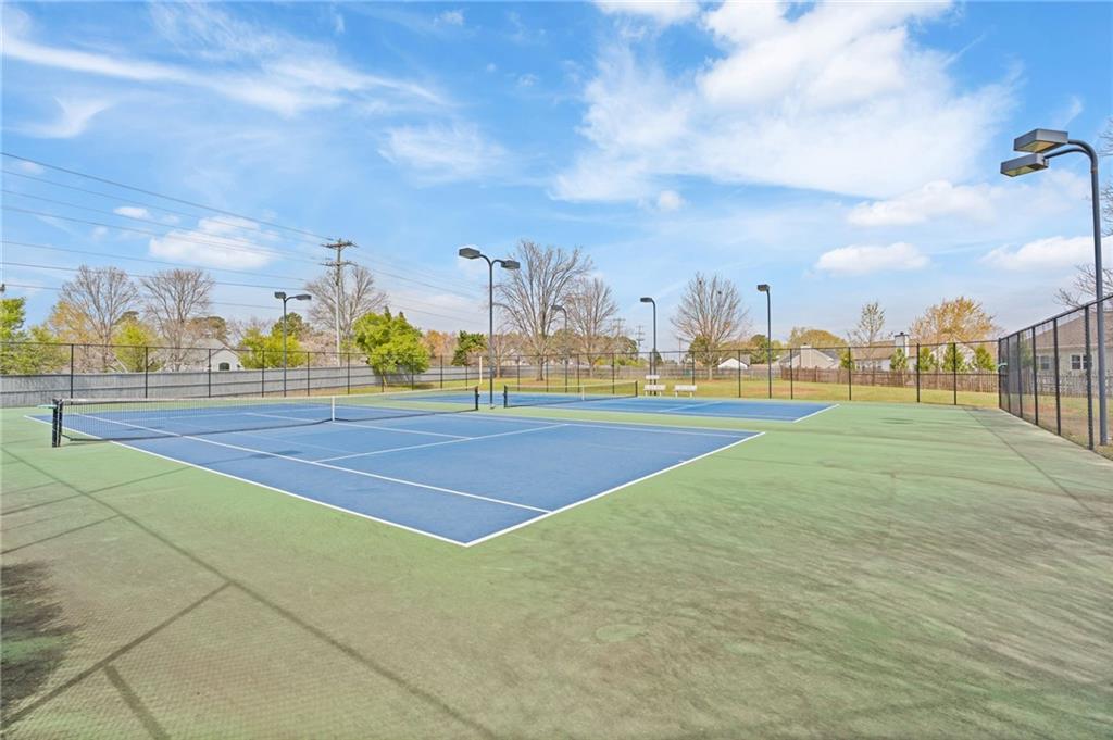 3465 Lakeheath Drive