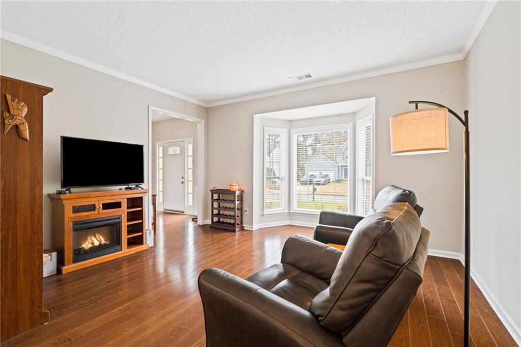 3465 Lakeheath Drive