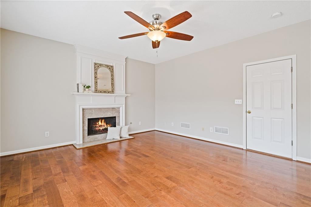 3465 Lakeheath Drive