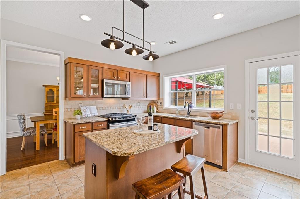 3465 Lakeheath Drive