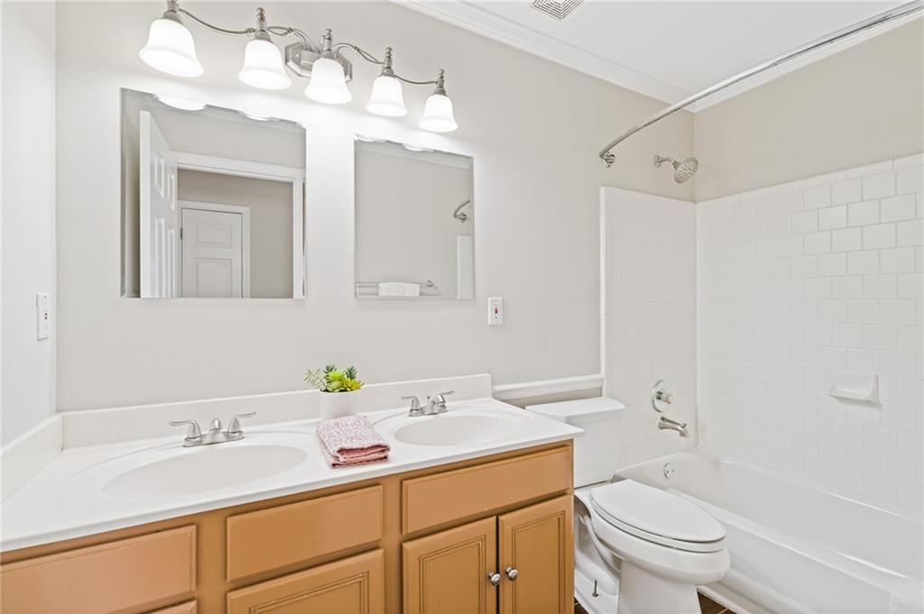 3465 Lakeheath Drive