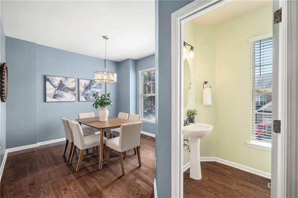 1766 Oakbrook Lane NW Unit 9
