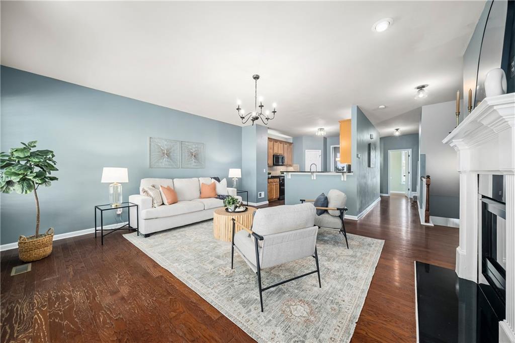 1766 Oakbrook Lane NW Unit 9