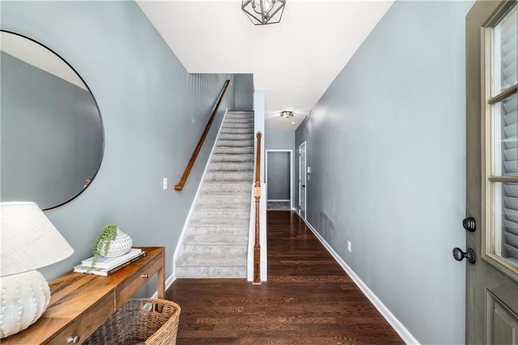 1766 Oakbrook Lane NW Unit 9