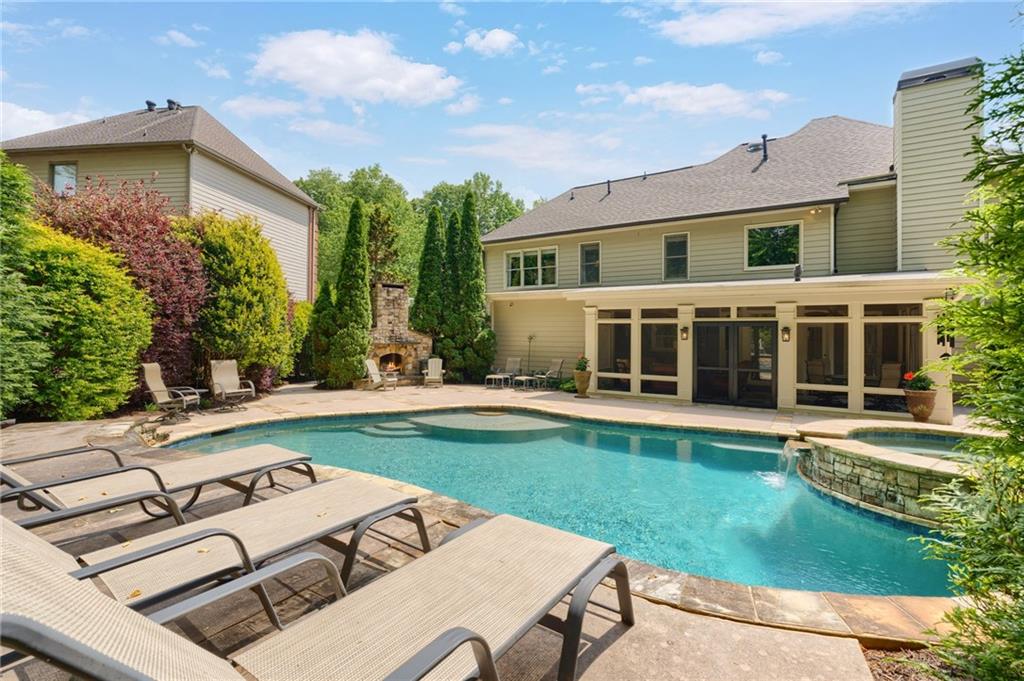 3890 Bridle Ridge Drive