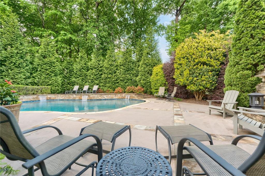 3890 Bridle Ridge Drive