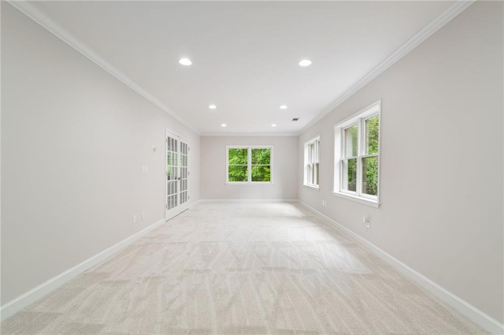 850 Riverhaven Drive