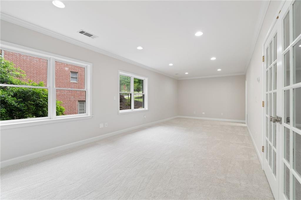 850 Riverhaven Drive