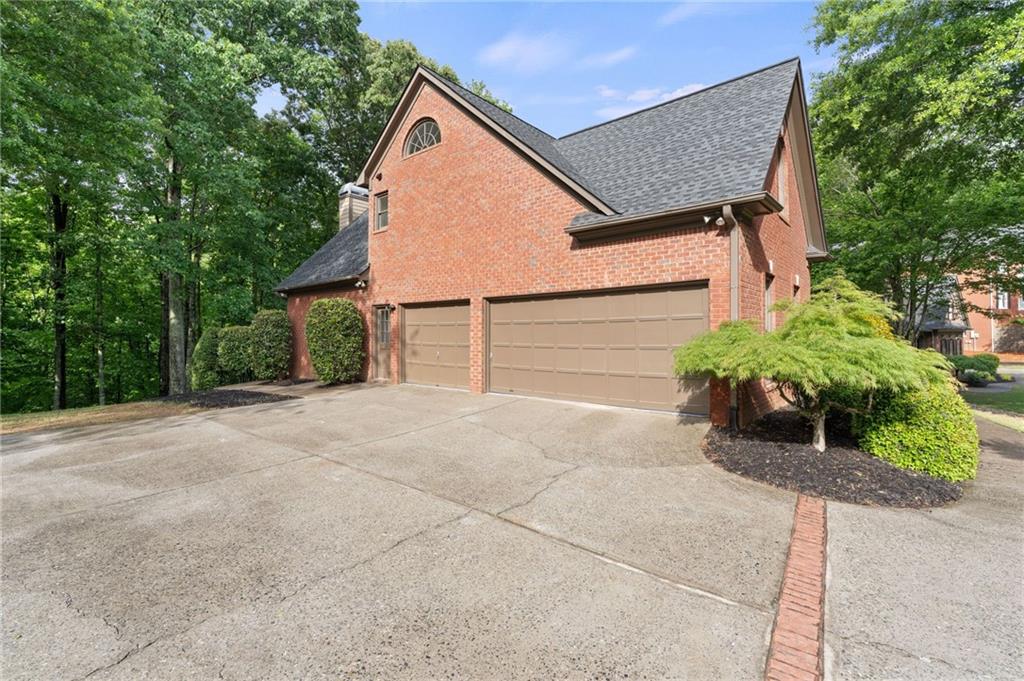 850 Riverhaven Drive