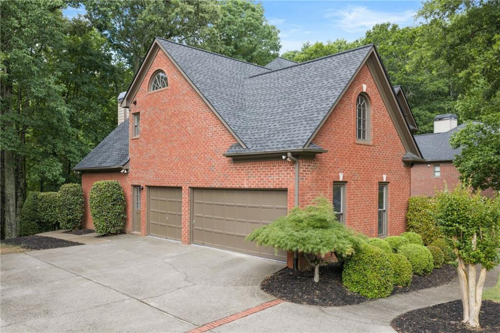 850 Riverhaven Drive