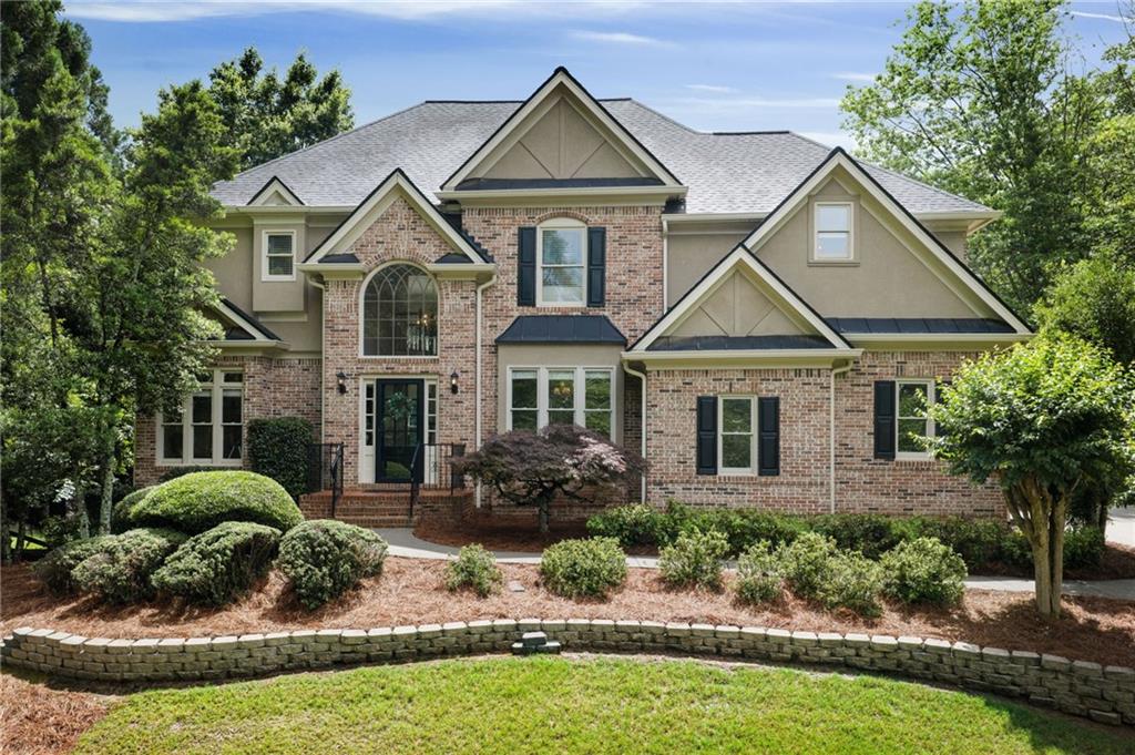 46 Lakecrest Circle