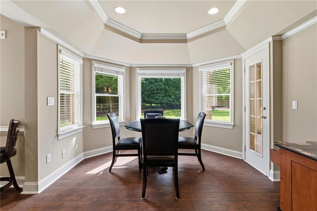 46 Lakecrest Circle