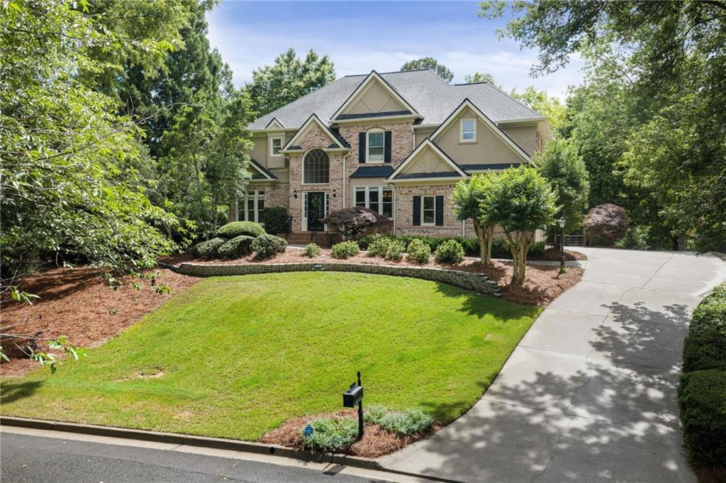 46 Lakecrest Circle