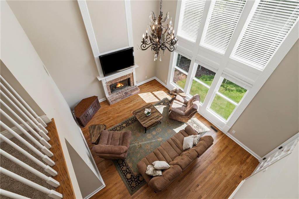 46 Lakecrest Circle