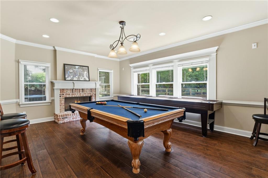46 Lakecrest Circle