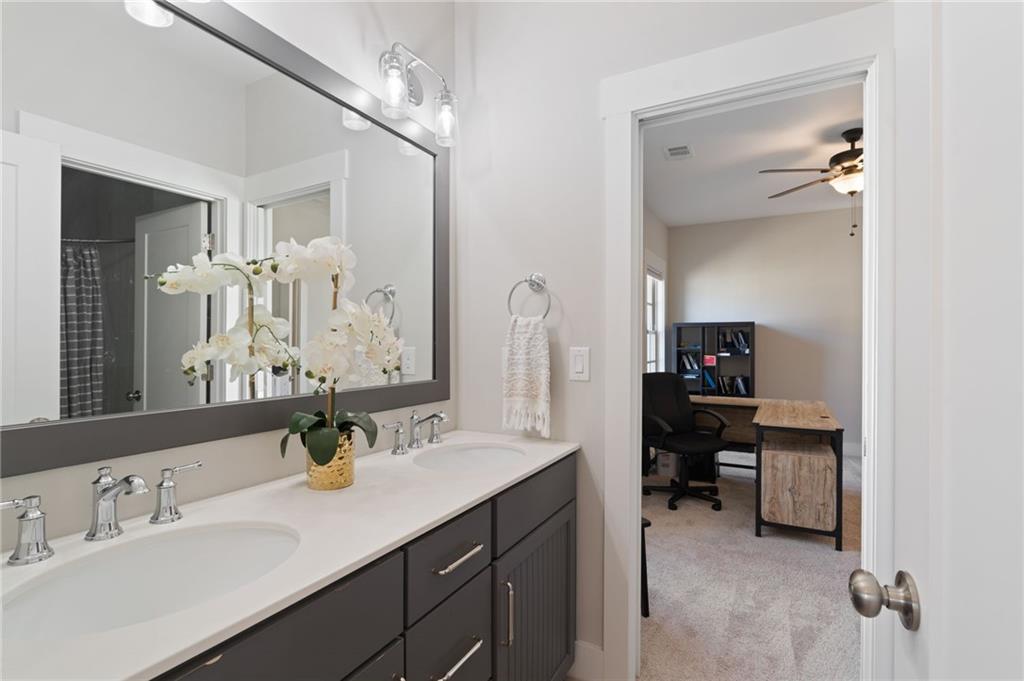 228 Dawson Dr