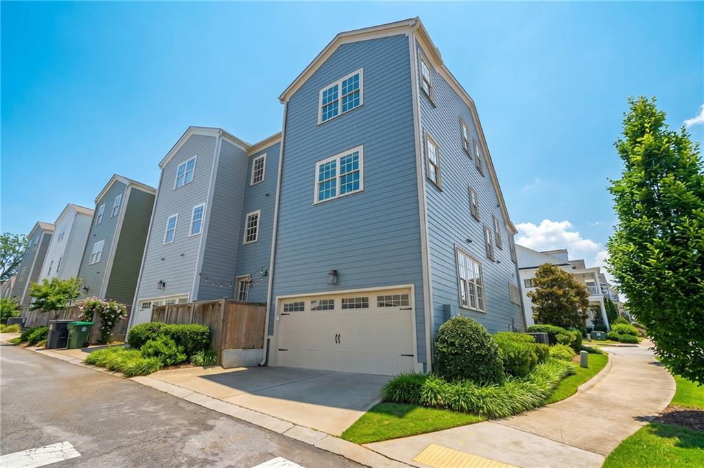 228 Dawson Dr